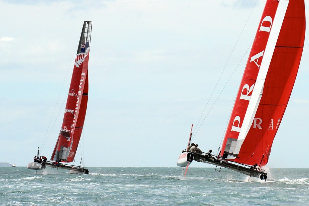  Emirates Team NZ and Luna Rossa &copy; Richard Gladwell www.photosport.co.nz